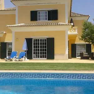 Casa Dos Ventos Bed and breakfast